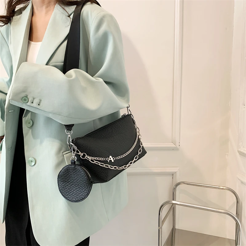 Висококачествени дамски малки чанти от изкуствена кожа, чанти през рамо, дизайнерски дамски чанти през рамо за жени, модерна чанта-месинджър с веригата Изображение 1